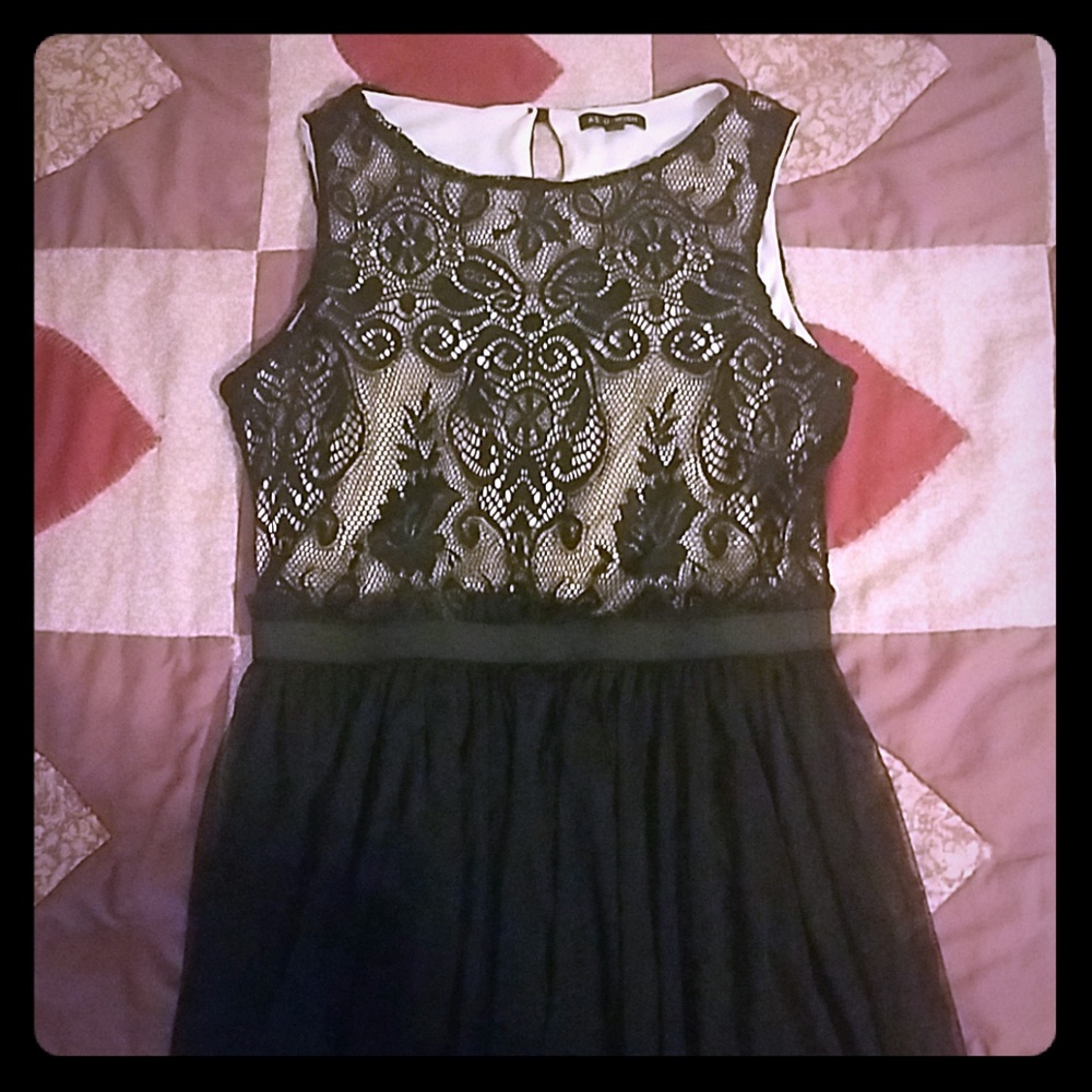 Short dress